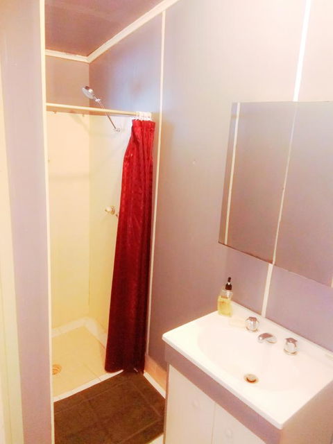 Forrest St Apartments - Kawana Tourism 5