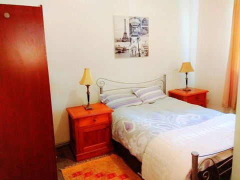 Forrest St Apartments - Kawana Tourism 10