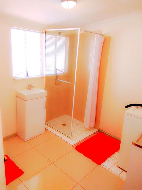 Forrest St Apartments - Kawana Tourism 14