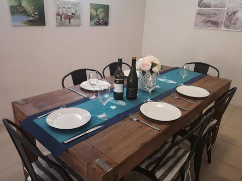 Holiday Home Near Perth City / Airport / Stadium / Casino - Kawana Tourism 0