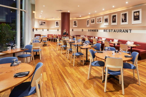Novotel Perth Langley - Kawana Tourism 15