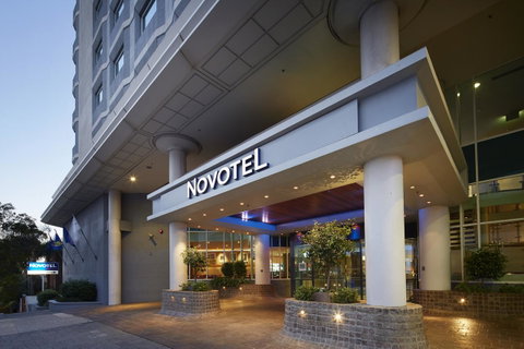 Novotel Perth Langley - Kawana Tourism 13