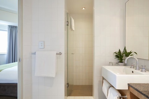 Novotel Perth Langley - Kawana Tourism 27
