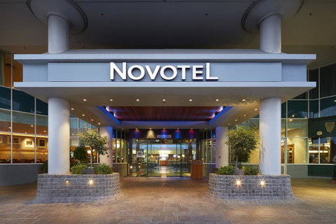 Novotel Perth Langley - Kawana Tourism 43