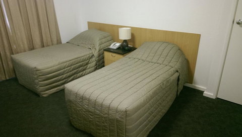 Baileys Parkside Motel By VetroBlu - Kawana Tourism 16
