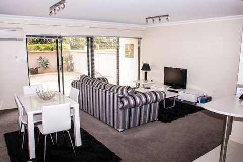 Visit Perth Now - Kawana Tourism 4