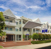 Broadwater Resort Como - Kawana Tourism