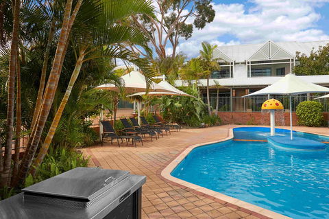 Broadwater Resort Como - Kawana Tourism 27