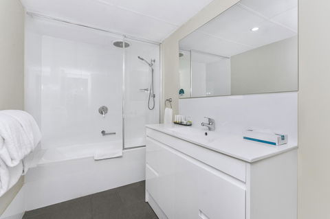 Quality Resort Sorrento Beach - Kawana Tourism 15