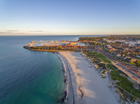 Quality Resort Sorrento Beach - Kawana Tourism 4