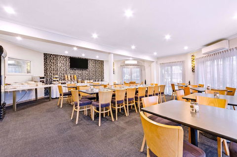 Quality Resort Sorrento Beach - Kawana Tourism 32