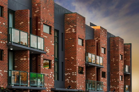 Perth Ascot Central Apartment Hotel Official - Kawana Tourism 2
