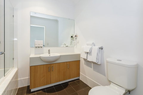 Perth Ascot Central Apartment Hotel Official - Kawana Tourism 17
