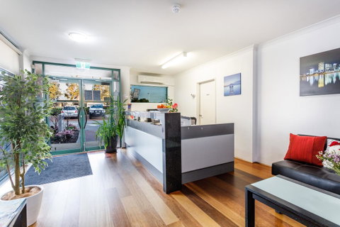 Perth Ascot Central Apartment Hotel Official - Kawana Tourism 7