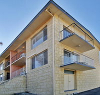 Eagles Nest Holiday - Kawana Tourism