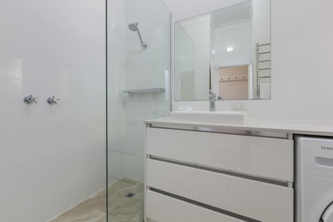 Cottesloe Bel-Air Apartment - Kawana Tourism 11