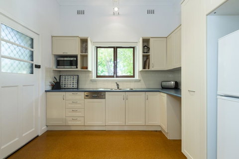 Cottesloe Bel-Air Apartment - Kawana Tourism 13