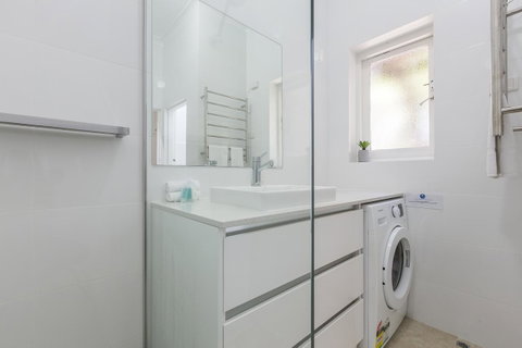 Cottesloe Bel-Air Apartment - Kawana Tourism 10