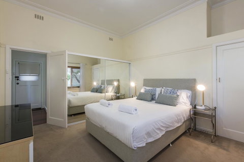 Cottesloe Bel-Air Apartment - Kawana Tourism 6