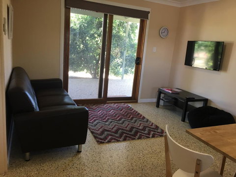 Swan Valley Sisters - Kawana Tourism 5