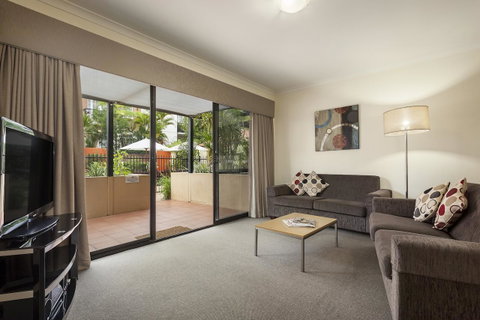 Best Western Northbridge Apartments - Kawana Tourism 12