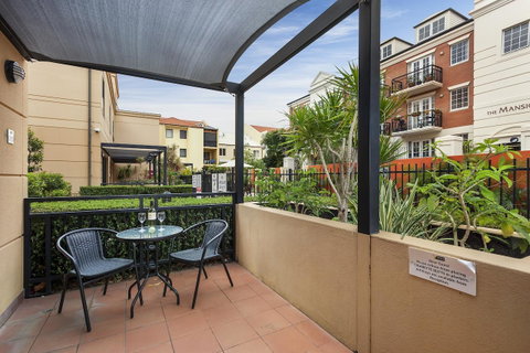 Best Western Northbridge Apartments - Kawana Tourism 10