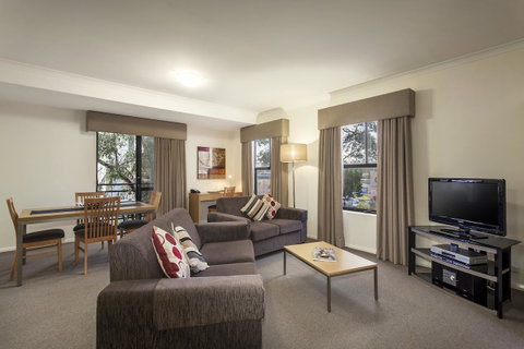 Best Western Northbridge Apartments - Kawana Tourism 13