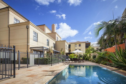 Best Western Northbridge Apartments - Kawana Tourism 4