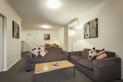 Best Western Northbridge Apartments - Kawana Tourism 16