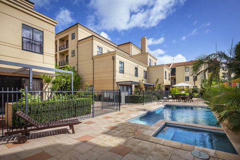 Best Western Northbridge Apartments - Kawana Tourism 3