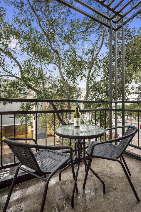 Best Western Northbridge Apartments - Kawana Tourism 9