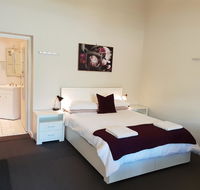 Stirling Apartments - Studio 1 - Kawana Tourism