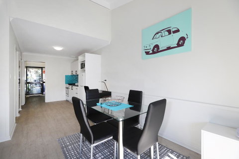 West Beach Lagoon 218 - Outstanding Value! - Kawana Tourism 8