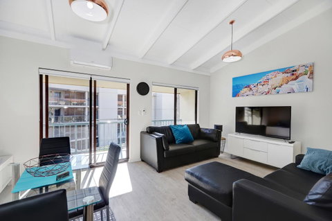 West Beach Lagoon 218 - Outstanding Value! - Kawana Tourism 9