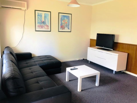 West Beach Lagoon 208 â€“ Great Value! - Kawana Tourism 9