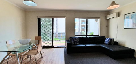 West Beach Lagoon 208 â€“ Great Value! - Kawana Tourism 4