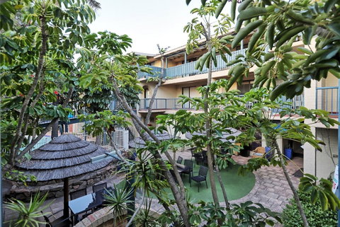 West Beach Lagoon 208 â€“ Great Value! - Kawana Tourism 24