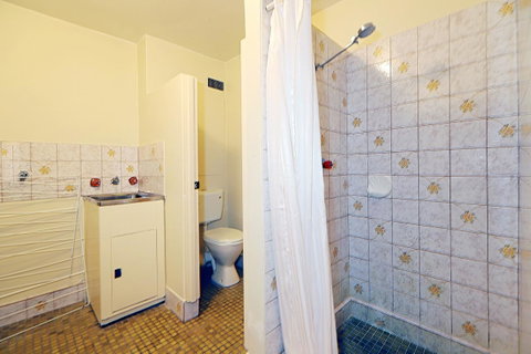 West Beach Lagoon 208 â€“ Great Value! - Kawana Tourism 14