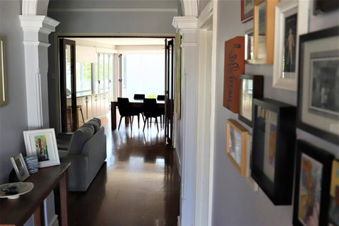 Fremantle Heritage Home For You To Enjoy! - Kawana Tourism 4