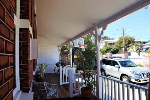 Fremantle Heritage Home For You To Enjoy! - Kawana Tourism 6