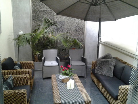 New York On King - Kawana Tourism 24
