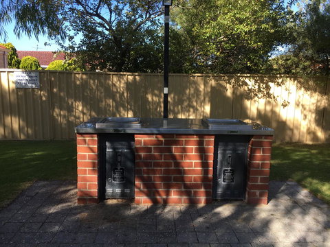 Geographe Bay Apartment - Kawana Tourism 13