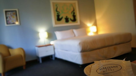 Sullivans Hotel - Kawana Tourism 34