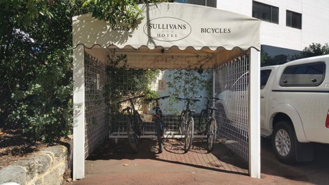 Sullivans Hotel - Kawana Tourism 36