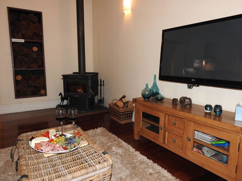 Quiet Escapes Cottages - Kawana Tourism 10