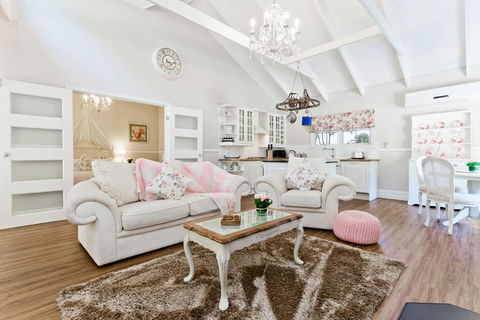 Quiet Escapes Cottages - Kawana Tourism 20