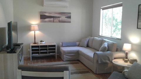 Abbivale Farm Cottage - Kawana Tourism 3