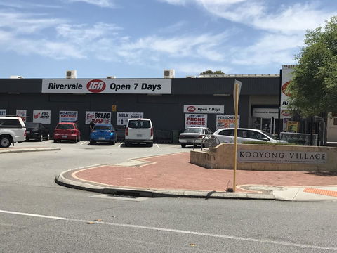 Gerring Court With Free 1 Car Bay Parking - Kawana Tourism 24