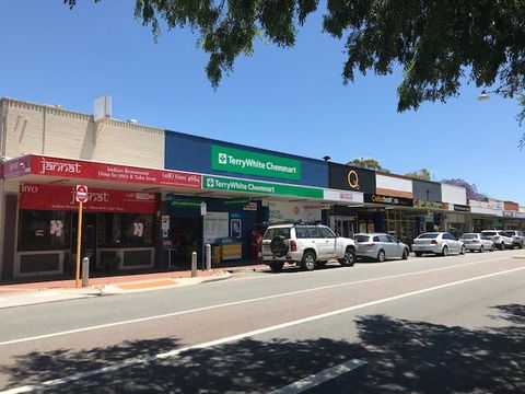 Gerring Court With Free 1 Car Bay Parking - Kawana Tourism 25