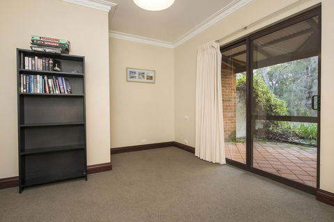 A Hidden Bush Delight - Kawana Tourism 21
